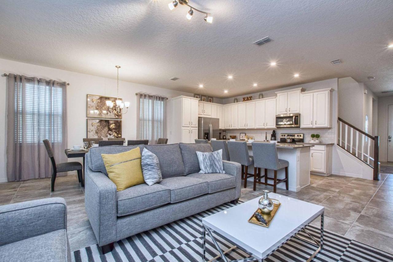 5 Bedrooms Townhome W- Splashpool - 8205Sa Orlando Kültér fotó