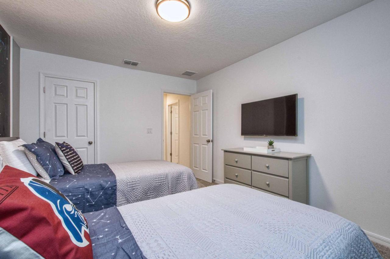 5 Bedrooms Townhome W- Splashpool - 8205Sa Orlando Kültér fotó