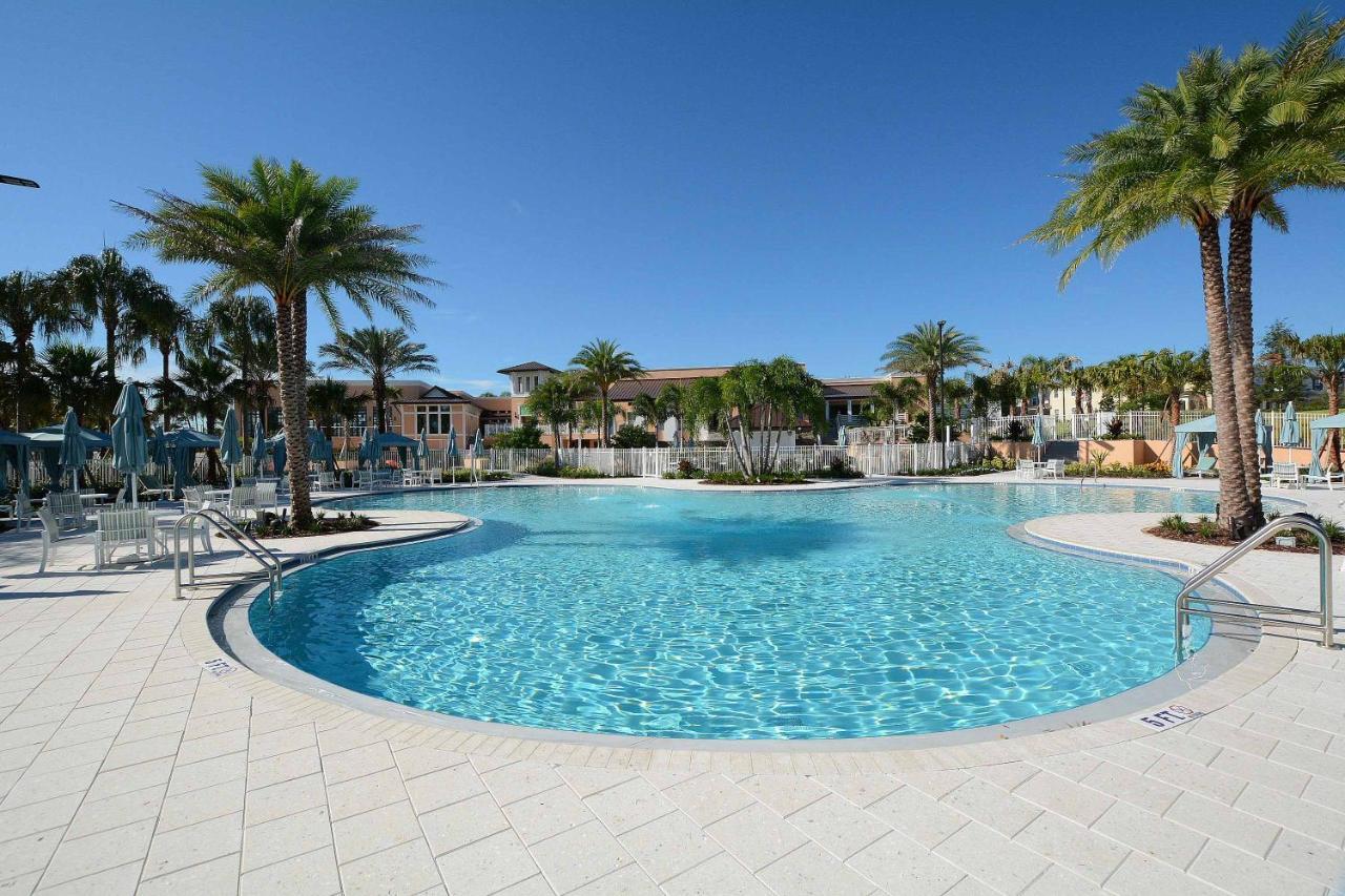 5 Bedrooms Townhome W- Splashpool - 8205Sa Orlando Kültér fotó
